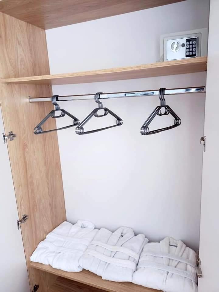 Studio Apartmani “Jarnecic” Krk Town Quarto foto