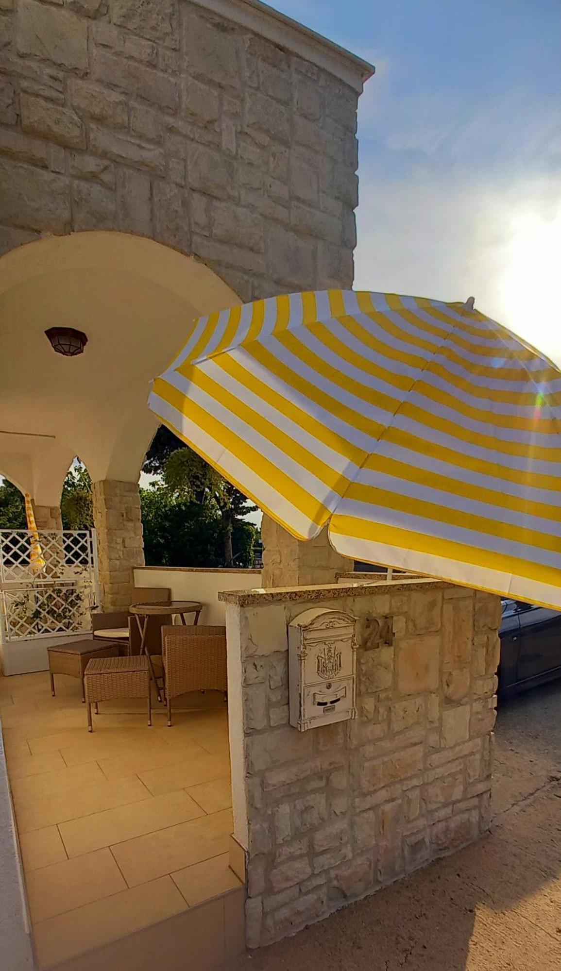 Studio Apartmani “Jarnecic” Krk Town Quarto foto